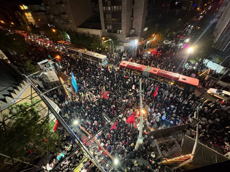 ❤️ هم‌اکنون؛ اجتماع بزرگ معلمان کشوردوست