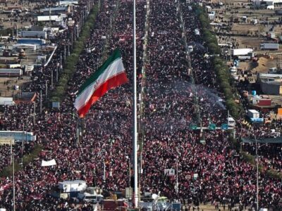 تجلی دوباره وفاداری در قم؛ بدرقه میلیونی پیکر رهبر شهید تا آستان کریمه اهلبیت (س)